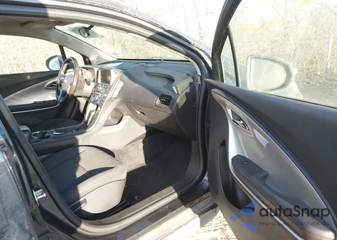 2015 Chevrolet Volt из США, поврежденный, VIN 1G1RA6E43FU121974